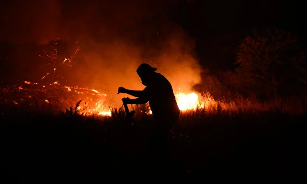 Δήμαρχος Λαυρεωτικής για φωτιά στην Κερατέα: Έχουμε υποψίες ότι προκλήθηκε από ανθρώπινο χέρι